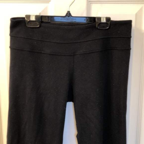 Lululemon 3/4 Leg Black leggings ~ W’s size 6 - Picture 4 of 8